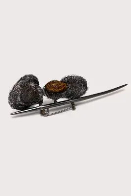 Broche Fleurs de Métal