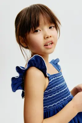 Robe smockée en coton - Bleu vif