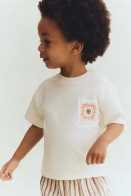 T-shirt en coton avec poche - Crème