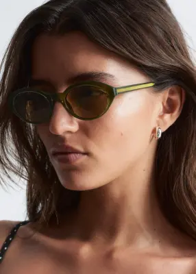 Lunettes de soleil à monture ovale - Vert