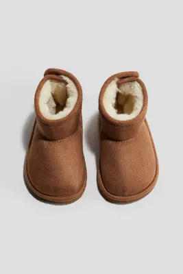 Bottines avec doublure duveteuse - Marron clair