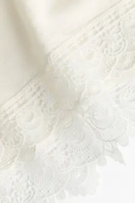 Foulard de hanches en viscose avec dentelle - Crème