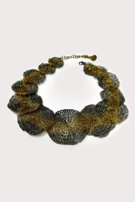 Collier Fleurs de Métal