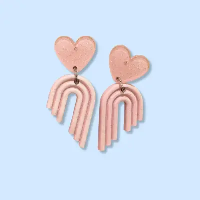 Petites boucles d'oreilles rose