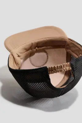 Casquette avec application - Blanc/One World