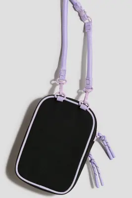 Sac crossbody avec motifs imprimés - Noir/KPop Demon Hunters