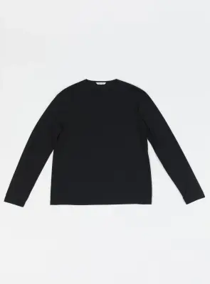 1 Button T-Shirt in Black Eucalyptus & Cotton