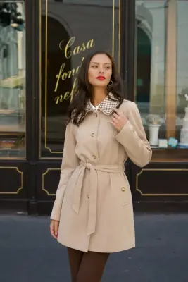 Charlie Short Trenchcoat