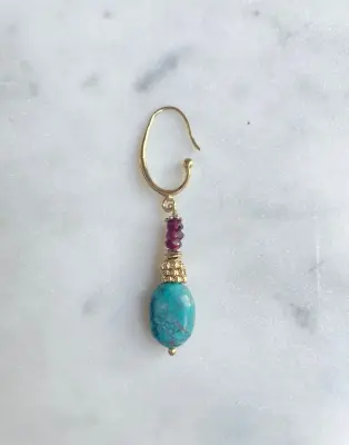 Nouveau ! ROOM SERVICE JEWELRY Boucle d'oreille Mono Créole Turquoise Grenat