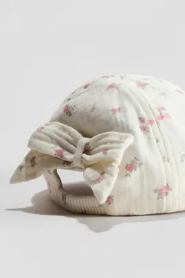 Casquette en coton avec application - Blanc/fleuri
