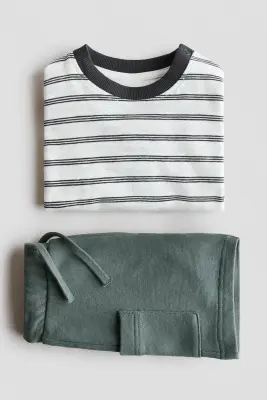 Ensemble 2 pièces T-shirt et short - Vert kaki/rayures grises