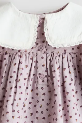 Robe en coton avec col - Violet clair/fleuri