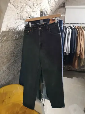 Jean droit vintage noir
