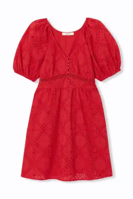 Robe courte broderie anglaise