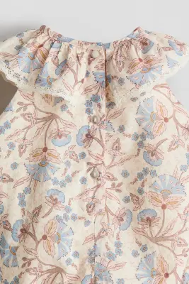 Barboteuse avec broderie anglaise - Beige clair/fleuri