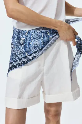 Short avec foulard - Blanc/bleu