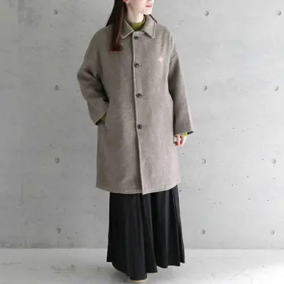 Manteau long en drap de laine Beige