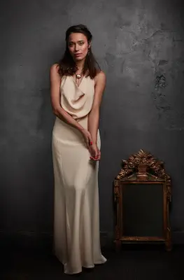 a - Robe dos nu SOLD