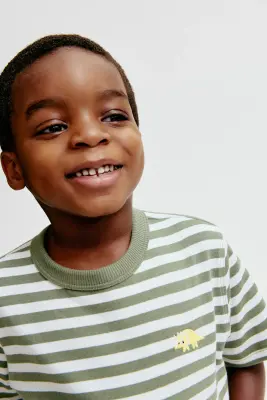 T-shirt avec détail brodé - Vert kaki/rayé