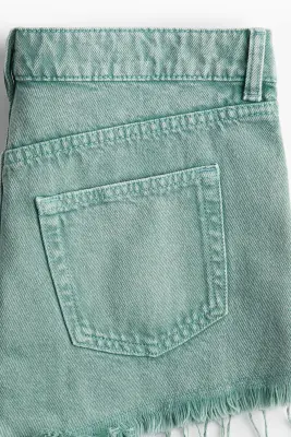 Short frangé en denim - Vert délavé