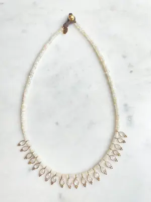 Nouveau ! BOHEMIAN RHAPSODIE PARIS Collier Saul Opale Blanc