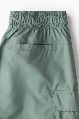 Short de sport long façon cargo - Vert