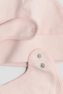 Ensemble 2 pièces bonnet et bavoir - Rose clair