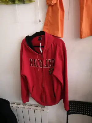 Sweat à capuche zippé Maryland rouge
