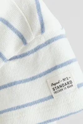 Barboteuse en jersey texturé - Blanc/rayures bleues
