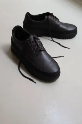 Tarvas – MEN DERBY LEATHER – BLACK