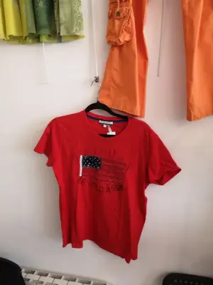 T-shirt rouge U.S. Polo Assn.