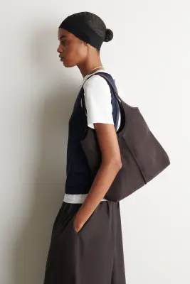 SAC CABAS SCULPTÉ - MATIÈRE FROISSÉE - BRUN