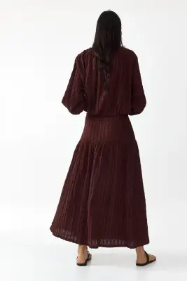 Jupe midi en jersey texturé - Marron foncé