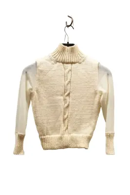 Pull en laine et tulle à col montant