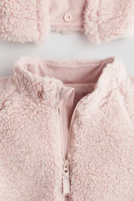 Veste à capuche en tissu peluche - Rose