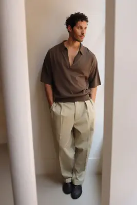 Ylève – COTTON LINEN KN SKIPPER POLO – Khaki