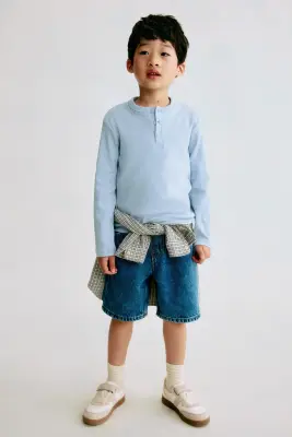 T-shirt en coton avec col tunisien - Bleu clair