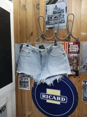 Short en jean Levi's