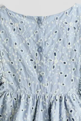 Robe en coton avec broderie anglaise - Bleu clair