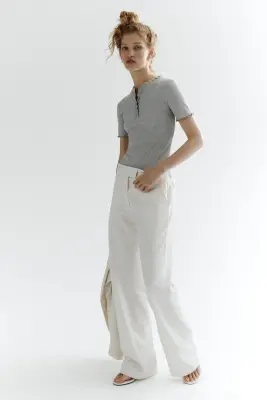 Top en jersey avec détails surjetés - Gris chiné