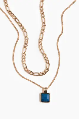Collier à deux rangs avec pendentifs - Doré