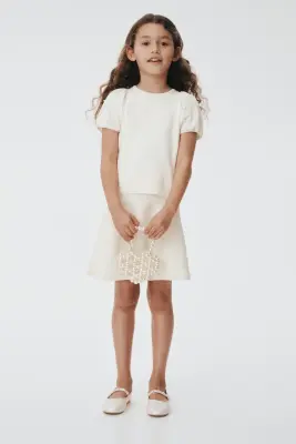 Top en maille fine avec perles fantaisie - Blanc
