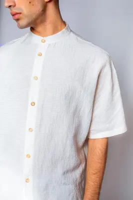 La Chemise Légère