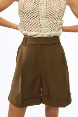 Short chic en lin mélangé - Vert kaki foncé