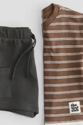 Ensemble 2 pièces T-shirt et short - Marron/gris foncé