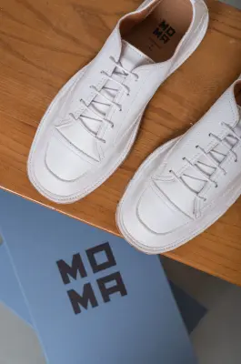 MOMA – Allacciata Nappa Cusna – Bianco