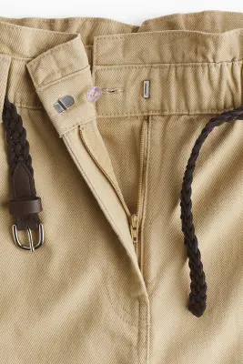 Short en twill avec ceinture - Beige