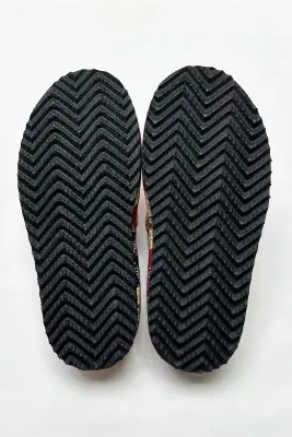 Chaussons en paille