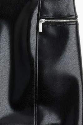Jupe crayon en tissu enduit - Noir