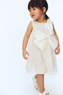 Robe en organza avec nœud - Crème